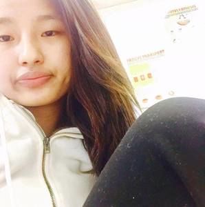 Meet your Posher, Sabina